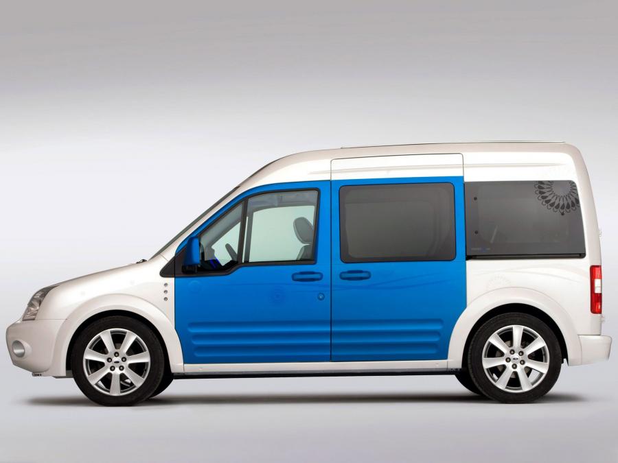  Ford Transit Connect Family One Concept 2009 года  (фото 32 из 39)